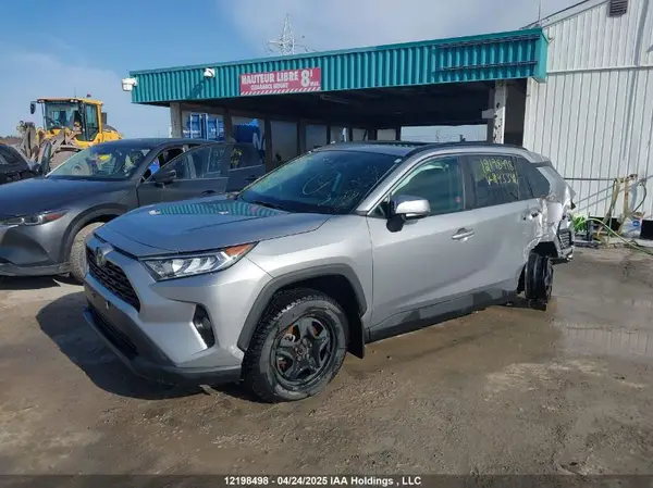 2T3R1RFV4MC243342 2021 TOYOTA RAV 4 - Image 2
