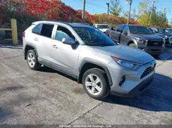 2T3R1RFV4MW218357 2021 TOYOTA RAV 4