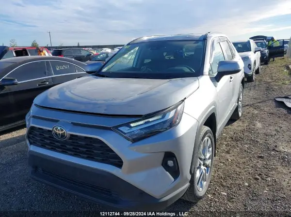 2T3R1RFV4NC277282 2022 TOYOTA RAV 4 - Image 2