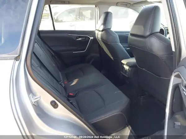 2T3R1RFV4NC277282 2022 TOYOTA RAV 4 - Image 8