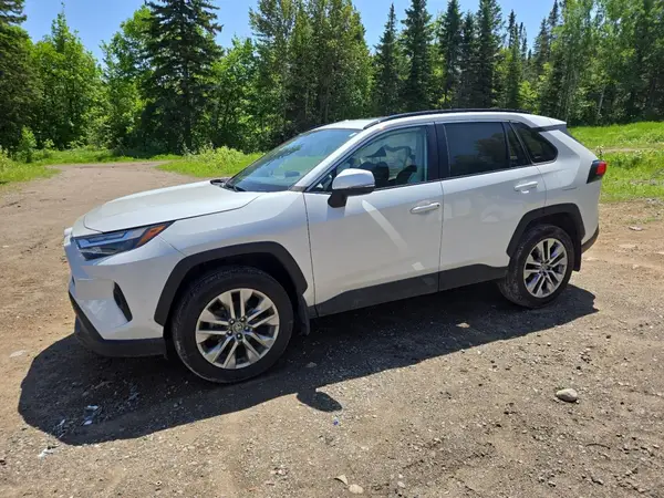 2T3R1RFV5PW349866 2023 TOYOTA RAV 4 - Image 1