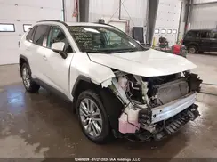 2T3R1RFV5RW438050 2024 TOYOTA RAV 4