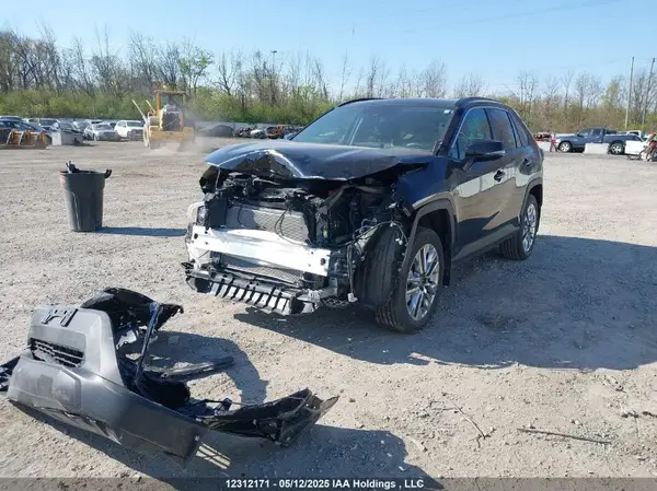 2T3R1RFV6RC465775 2024 TOYOTA RAV 4 - Image 2