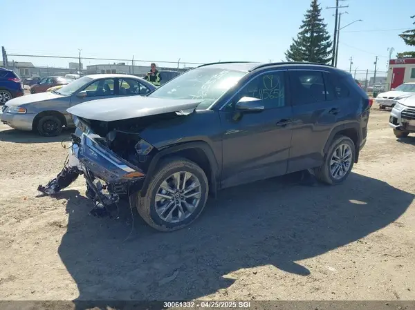 2T3R1RFV6SW525333 2025 TOYOTA RAV 4 - Image 2