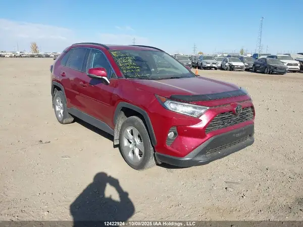 2T3R1RFV7MC159256 2021 TOYOTA RAV 4 - Image 1