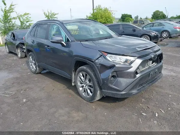 2T3R1RFV7MC204664 2021 TOYOTA RAV 4 - Image 1