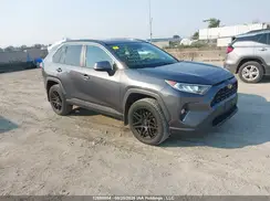 2T3R1RFV8KC038152 2019 TOYOTA RAV 4