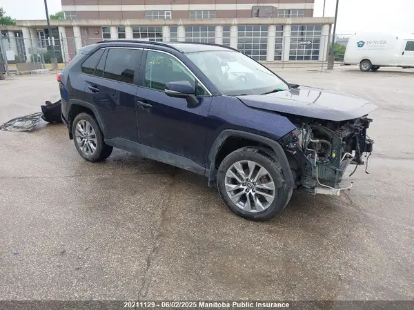 2T3R1RFV8NW310685 2022 TOYOTA RAV 4 - Image 1