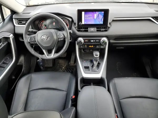 2T3R1RFV8PC335915 2023 TOYOTA RAV 4 - Image 8
