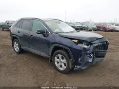 2T3R1RFV9KW035596 2019 TOYOTA RAV 4