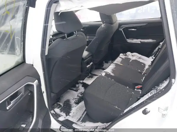 2T3R1RFV9MC195143 2021 TOYOTA RAV 4 - Image 8