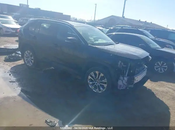 2T3R1RFV9MC227069 2021 TOYOTA RAV 4 - Image 1
