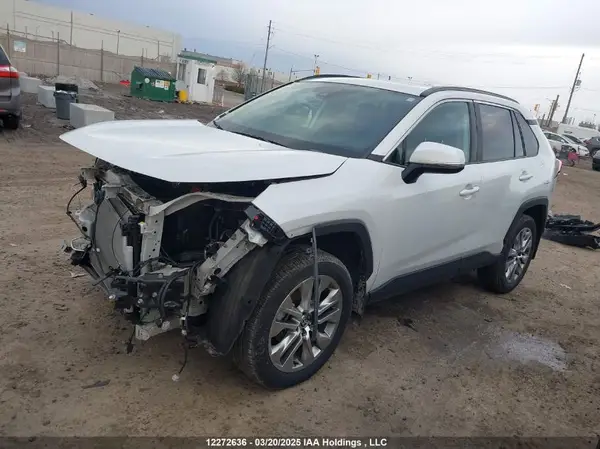 2T3R1RFV9PW393417 2023 TOYOTA RAV 4 - Image 2