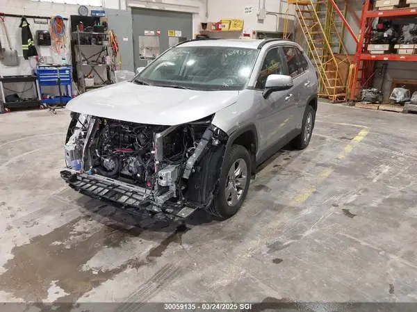 2T3R1RFV9SC498081 2025 TOYOTA RAV 4 - Image 2