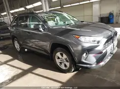 2T3R1RFVXKC046429 2019 TOYOTA RAV 4