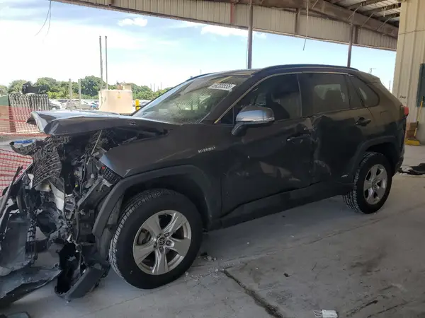 2T3R6RFV6MW013916 2021 TOYOTA RAV 4 - Image 1