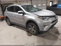 2T3RFREV0GW440384 2016 TOYOTA RAV 4