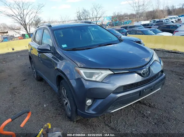 2T3RFREV0GW442779 2016 TOYOTA RAV 4 - Image 1