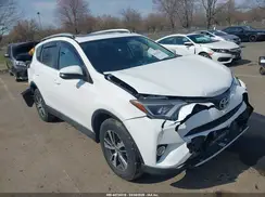 2T3RFREV0GW499984 2016 TOYOTA RAV 4