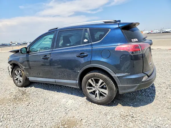 2T3RFREV0HW558159 2017 TOYOTA RAV 4 - Image 2