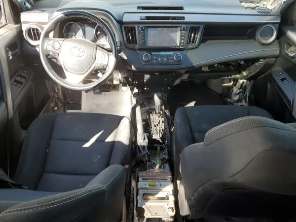 2T3RFREV0HW577424 2017 TOYOTA RAV 4 - Image 8