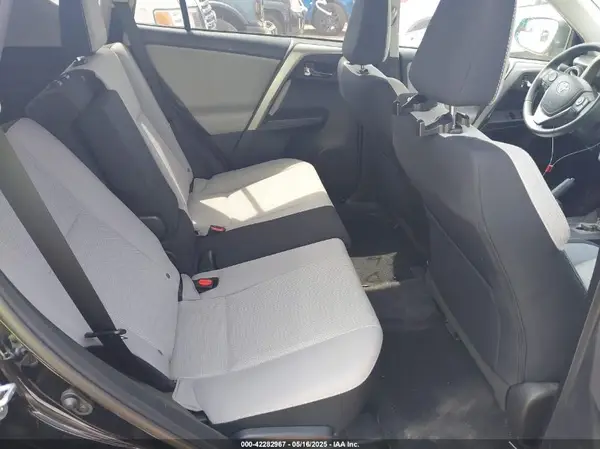2T3RFREV0HW616710 2017 TOYOTA RAV 4 - Image 8