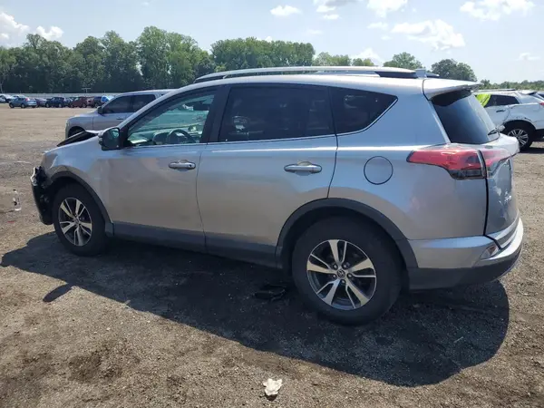 2T3RFREV0JW719356 2018 TOYOTA RAV 4 - Image 2