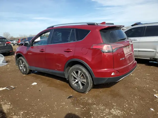 2T3RFREV0JW725903 2018 TOYOTA RAV 4 - Image 2