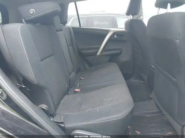 2T3RFREV0JW750610 2018 TOYOTA RAV 4 - Image 8