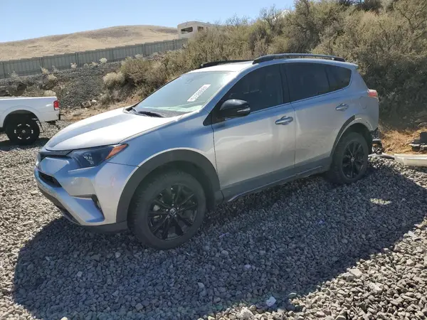 2T3RFREV0JW802429 2018 TOYOTA RAV 4 - Image 1