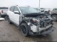 2T3RFREV0JW812524 2018 TOYOTA RAV 4