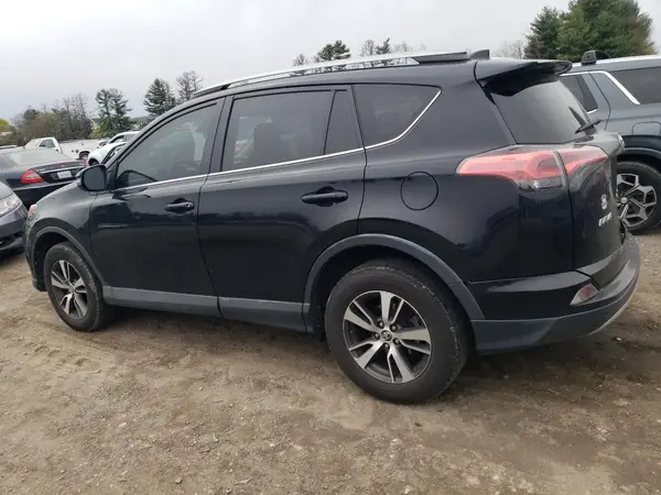 2T3RFREV0JW848682 2018 TOYOTA RAV 4 - Image 2
