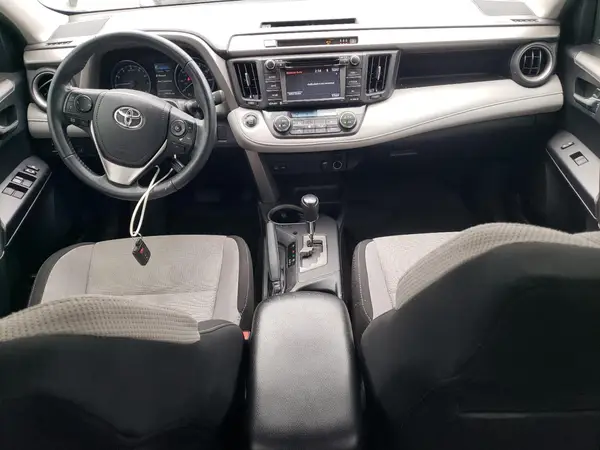 2T3RFREV0JW848682 2018 TOYOTA RAV 4 - Image 8