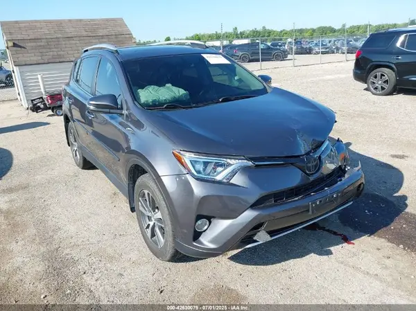 2T3RFREV1GW435629 2016 TOYOTA RAV 4 - Image 1