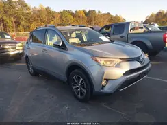 2T3RFREV1GW440975 2016 TOYOTA RAV 4
