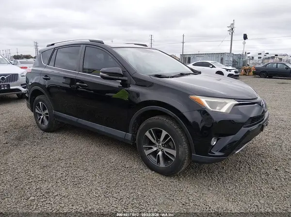 2T3RFREV1GW445397 2016 TOYOTA RAV 4 - Image 1
