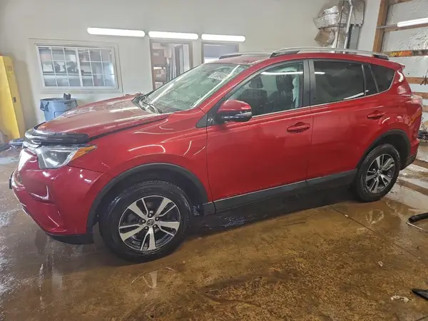 2T3RFREV1GW474883 2016 TOYOTA RAV 4 - Image 1