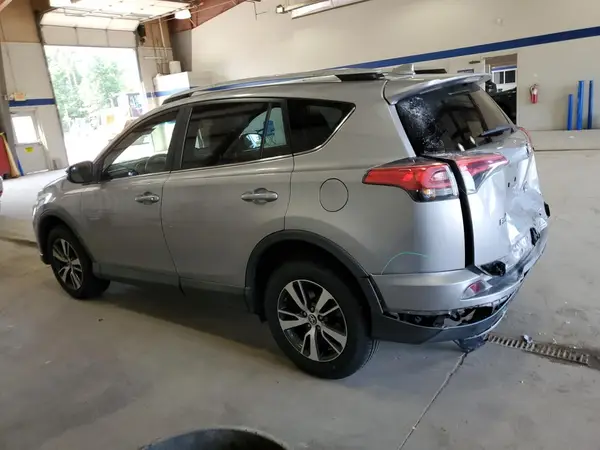 2T3RFREV1GW485768 2016 TOYOTA RAV 4 - Image 2