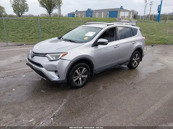 2T3RFREV1GW511706 2016 TOYOTA RAV 4 - Image 2