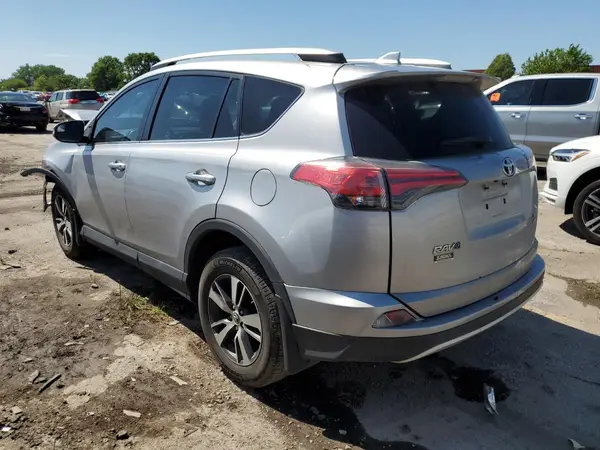 2T3RFREV1GW523743 2016 TOYOTA RAV 4 - Image 2