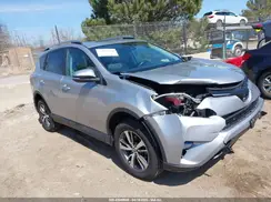 2T3RFREV1HW561295 2017 TOYOTA RAV 4