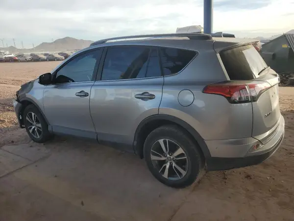 2T3RFREV1HW593972 2017 TOYOTA RAV 4 - Image 2