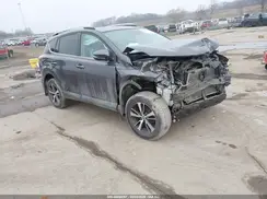 2T3RFREV1HW608812 2017 TOYOTA RAV 4