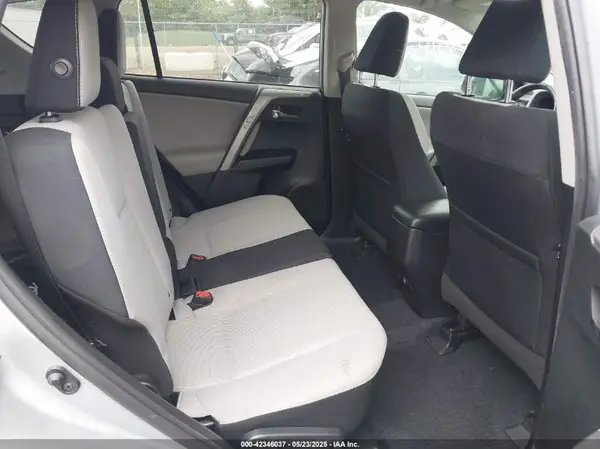 2T3RFREV1HW666984 2017 TOYOTA RAV 4 - Image 8