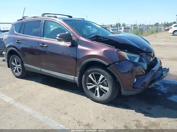 2T3RFREV1HW676690 2017 TOYOTA RAV 4 - Image 1