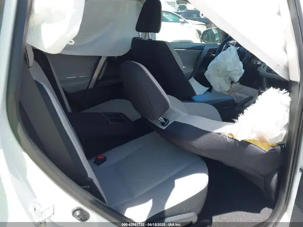 2T3RFREV1HW683851 2017 TOYOTA RAV 4 - Image 8