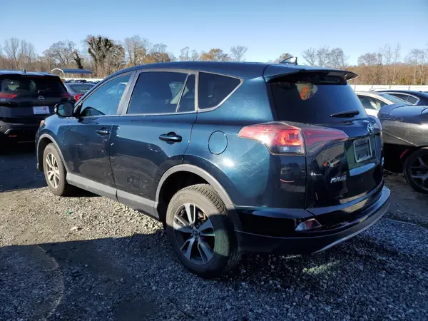 2T3RFREV1JW698744 2018 TOYOTA RAV 4 - Image 2