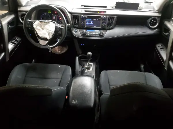 2T3RFREV1JW705319 2018 TOYOTA RAV 4 - Image 8