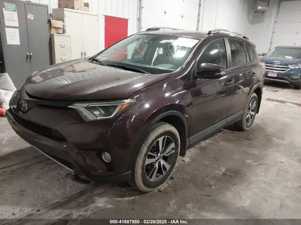 2T3RFREV1JW716756 2018 TOYOTA RAV 4 - Image 2
