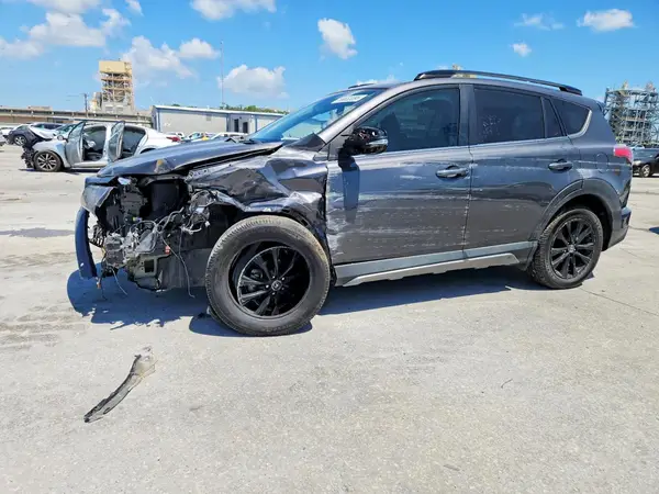 2T3RFREV1JW717776 2018 TOYOTA RAV 4 - Image 1
